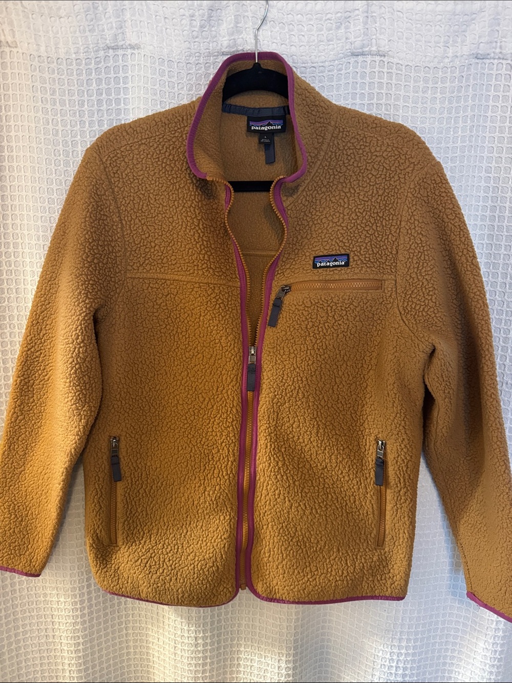 Patagonia Women’s Fleece Jacket in Caramel with Magenta Trim